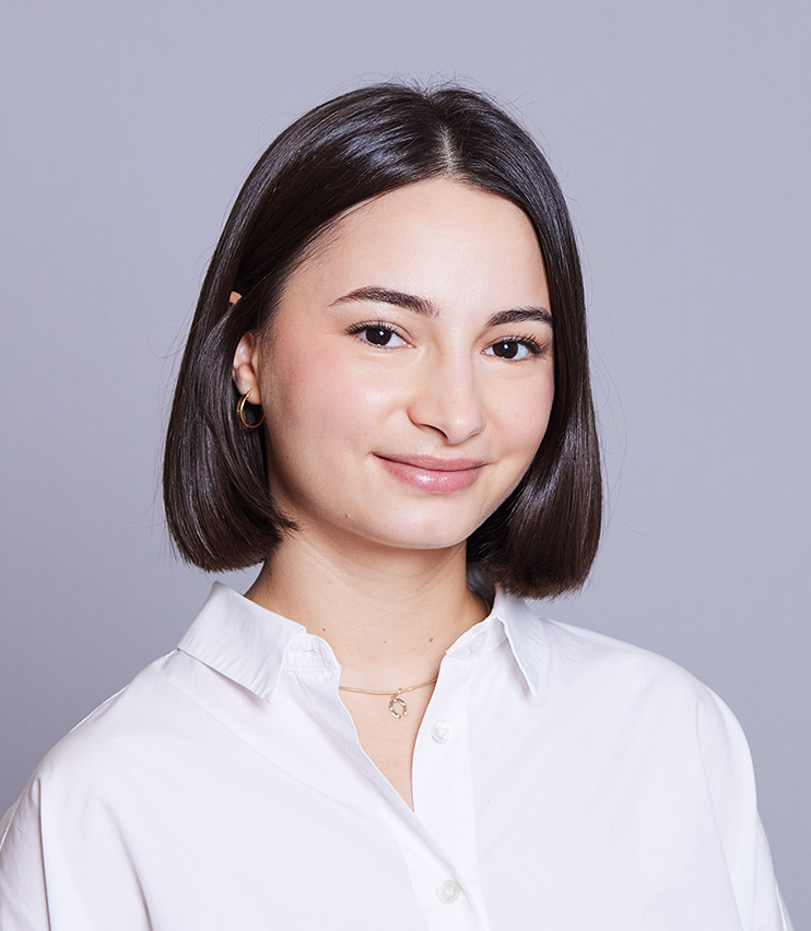 Iulia ION
